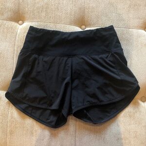 lululemon speed up HR 4” black, size 4